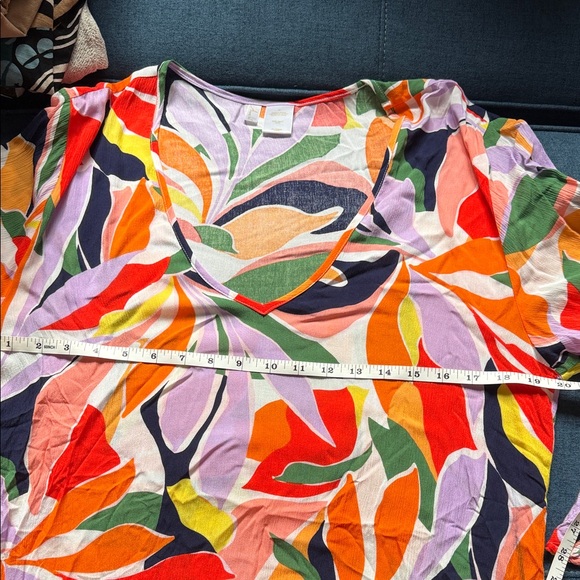 Beach, cover-up Vibrant Multicolor Leaf Pattern Dress - Picture 9 of 10